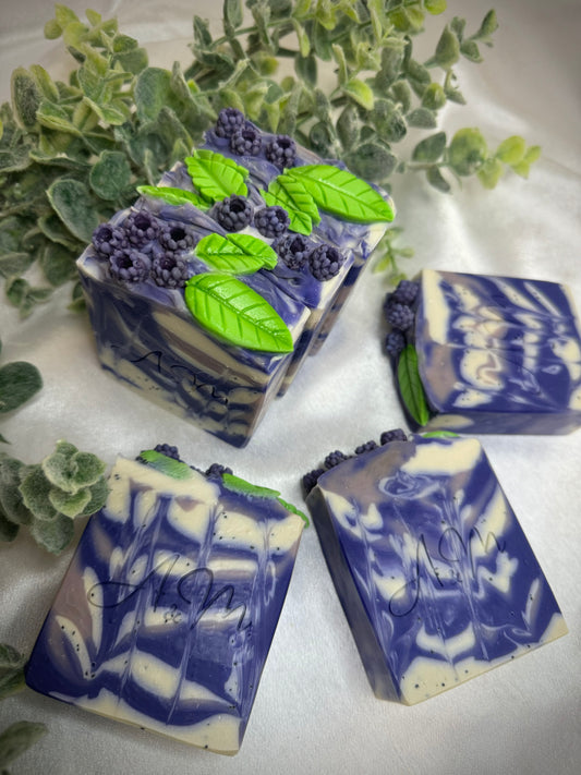Blackberry with Poppy Seed